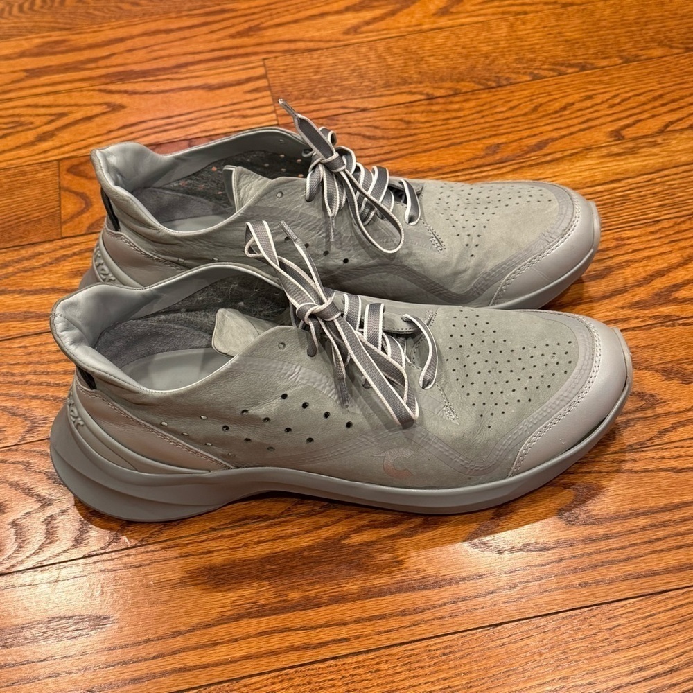 Courser Uno Men's Ultimate Grey Mono Size 9.5 EUC - Picture 2 of 12